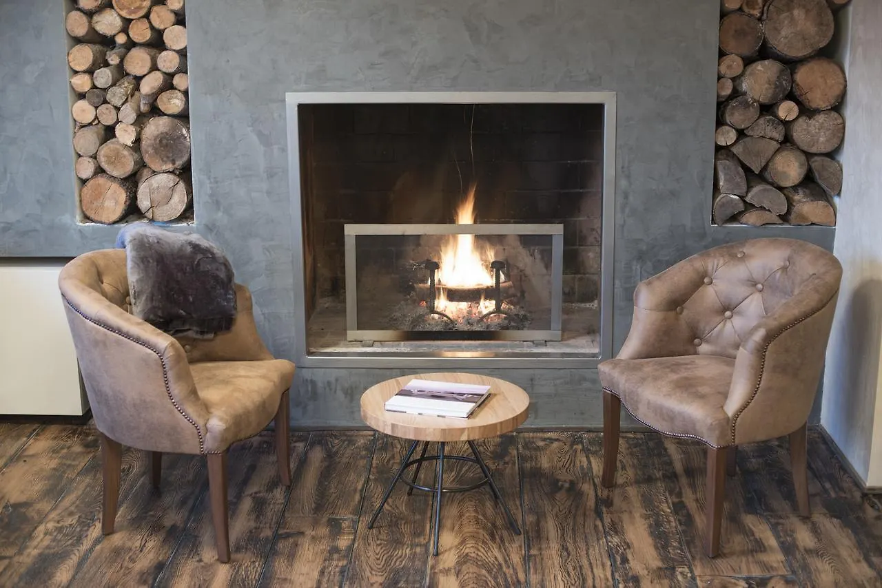 Domaine La Pierre Blanche Hotel Eygalieres